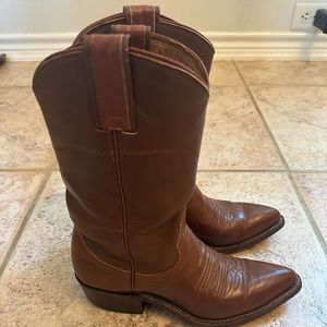 Noconas Leather Boots women’s 4.5
